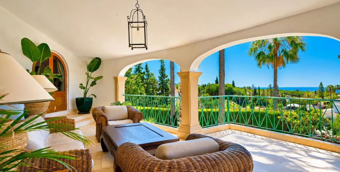 Venta de villa independiente en Hacienda Las Chapas 5