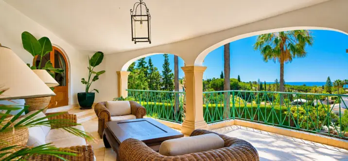 Venta de villa independiente en Hacienda Las Chapas 4