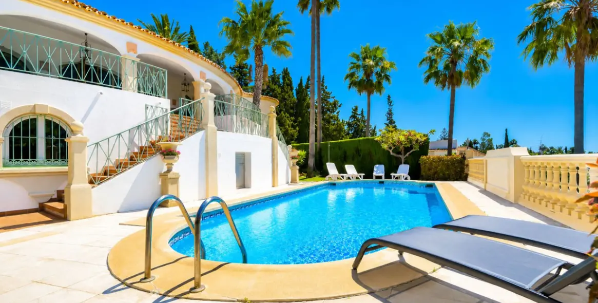 Venta de villa independiente en Hacienda Las Chapas 6