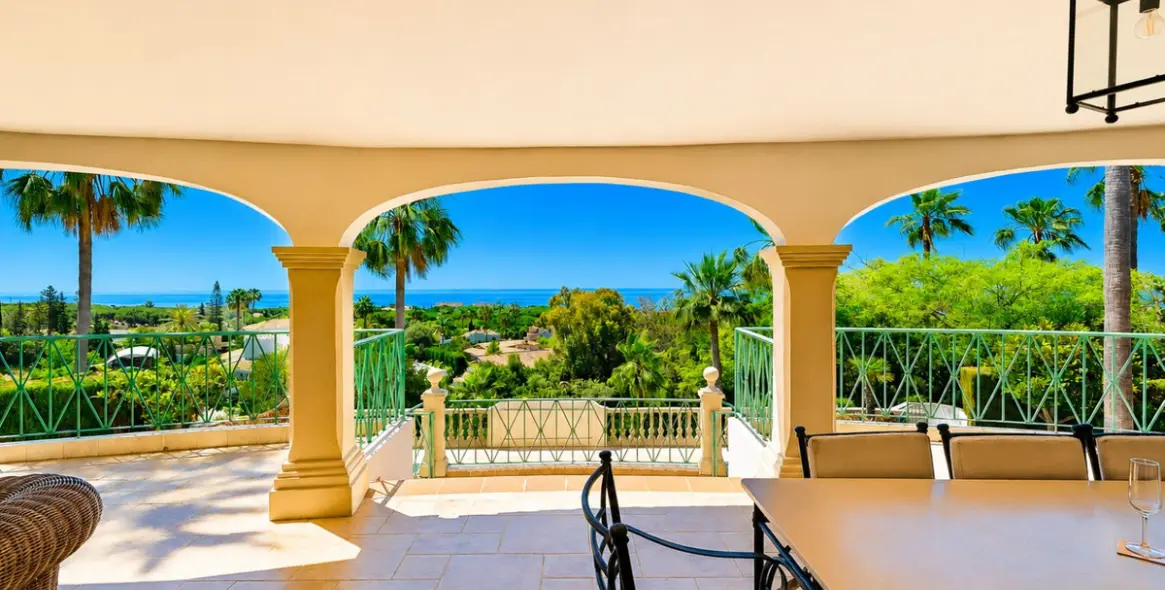 Venta de villa independiente en Hacienda Las Chapas 8