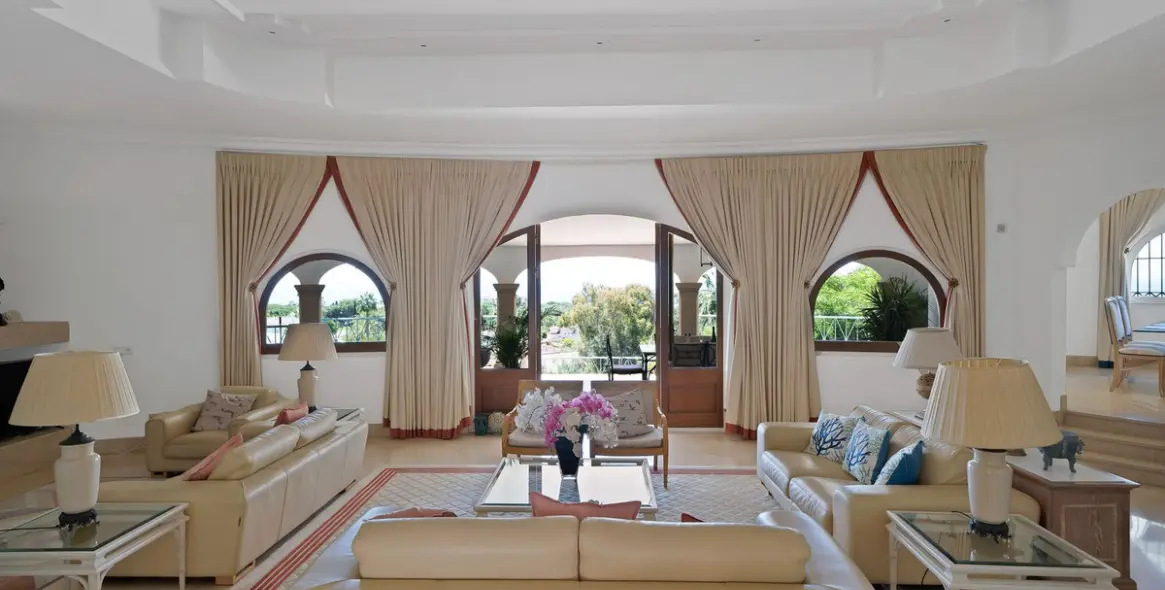 Venta de villa independiente en Hacienda Las Chapas 10