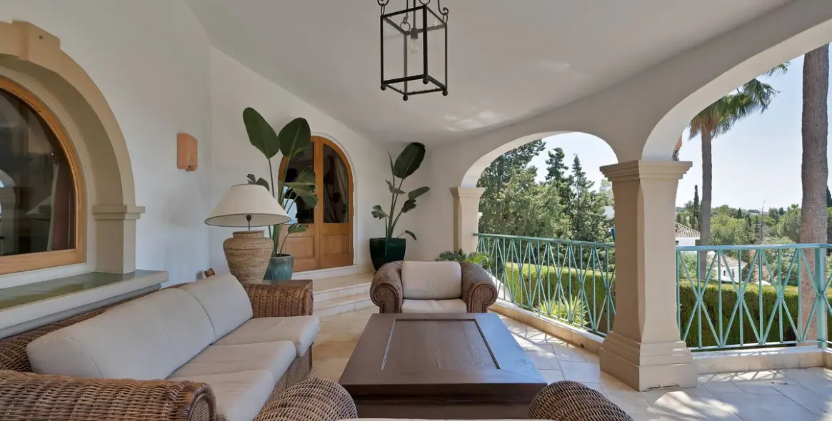Venta de villa independiente en Hacienda Las Chapas 26
