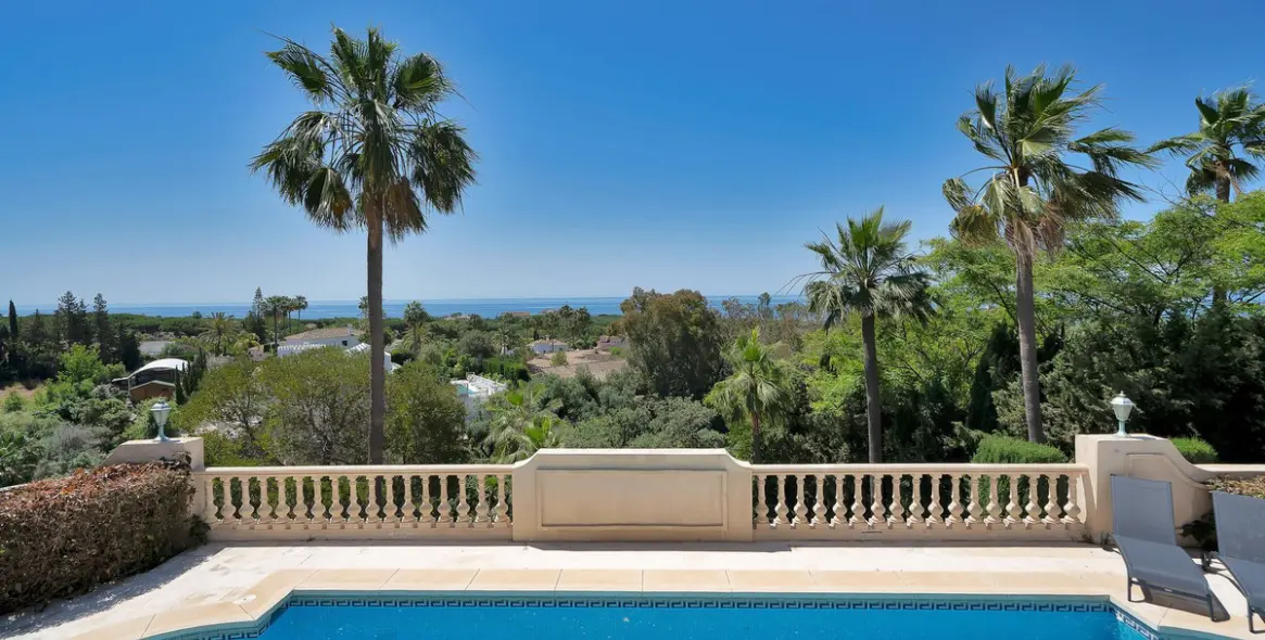 Venta de villa independiente en Hacienda Las Chapas 29