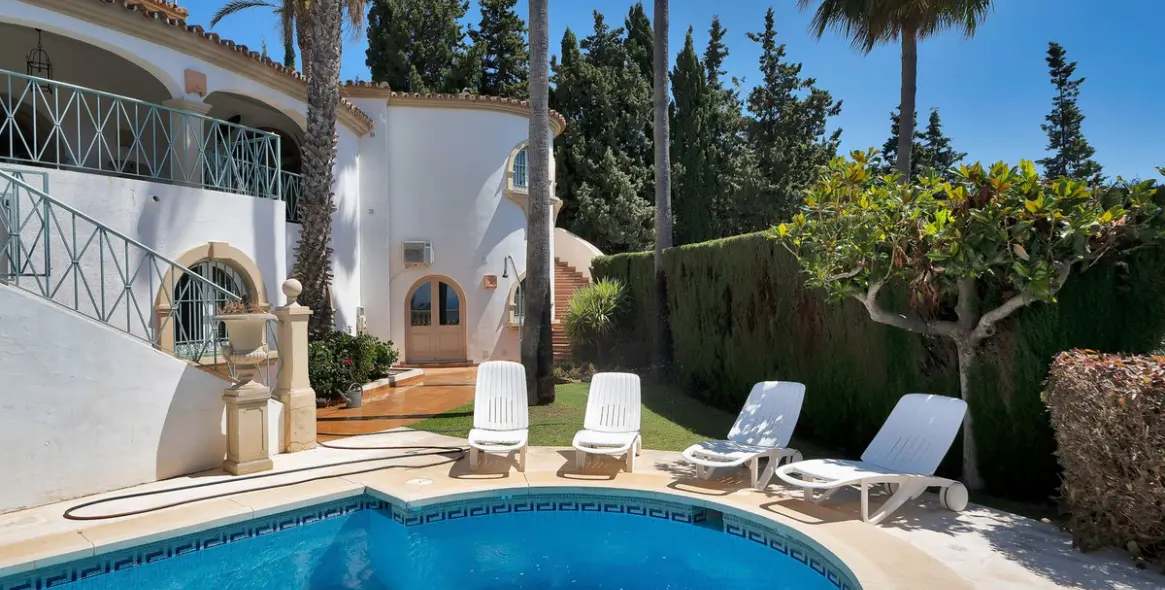 Venta de villa independiente en Hacienda Las Chapas 36