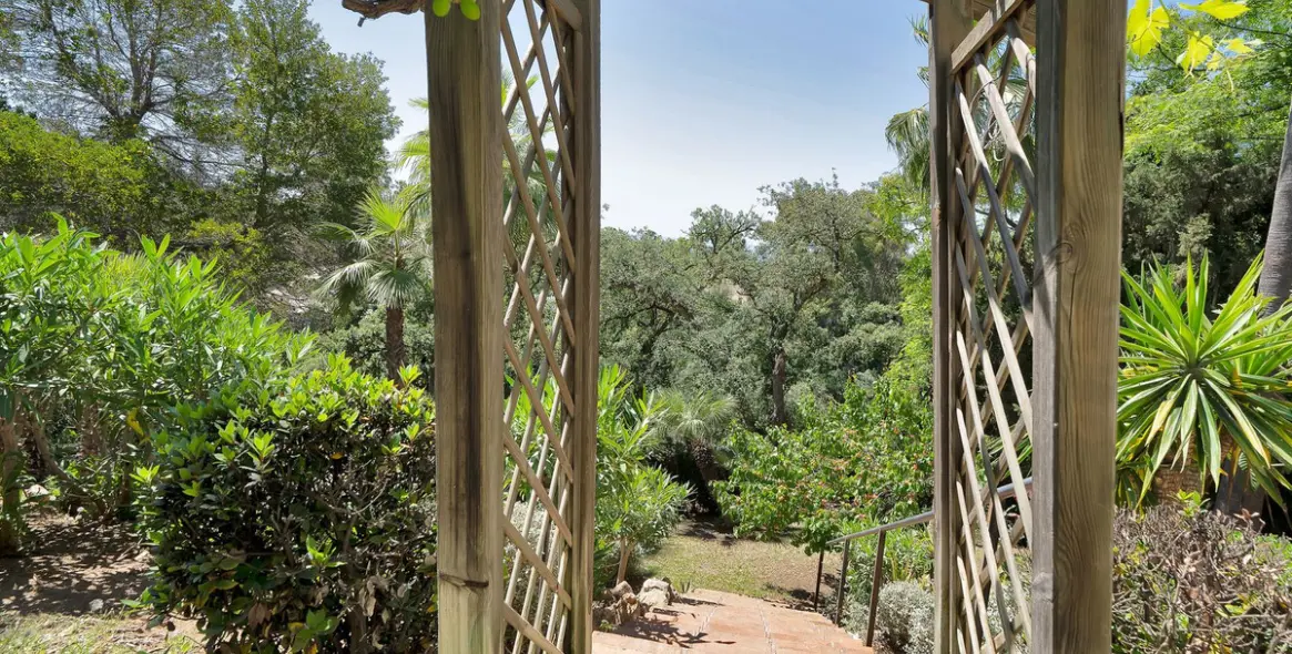 Venta de villa independiente en Hacienda Las Chapas 41