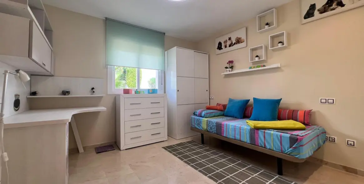 Short-term rent of duplex in Nueva Andalucía 13