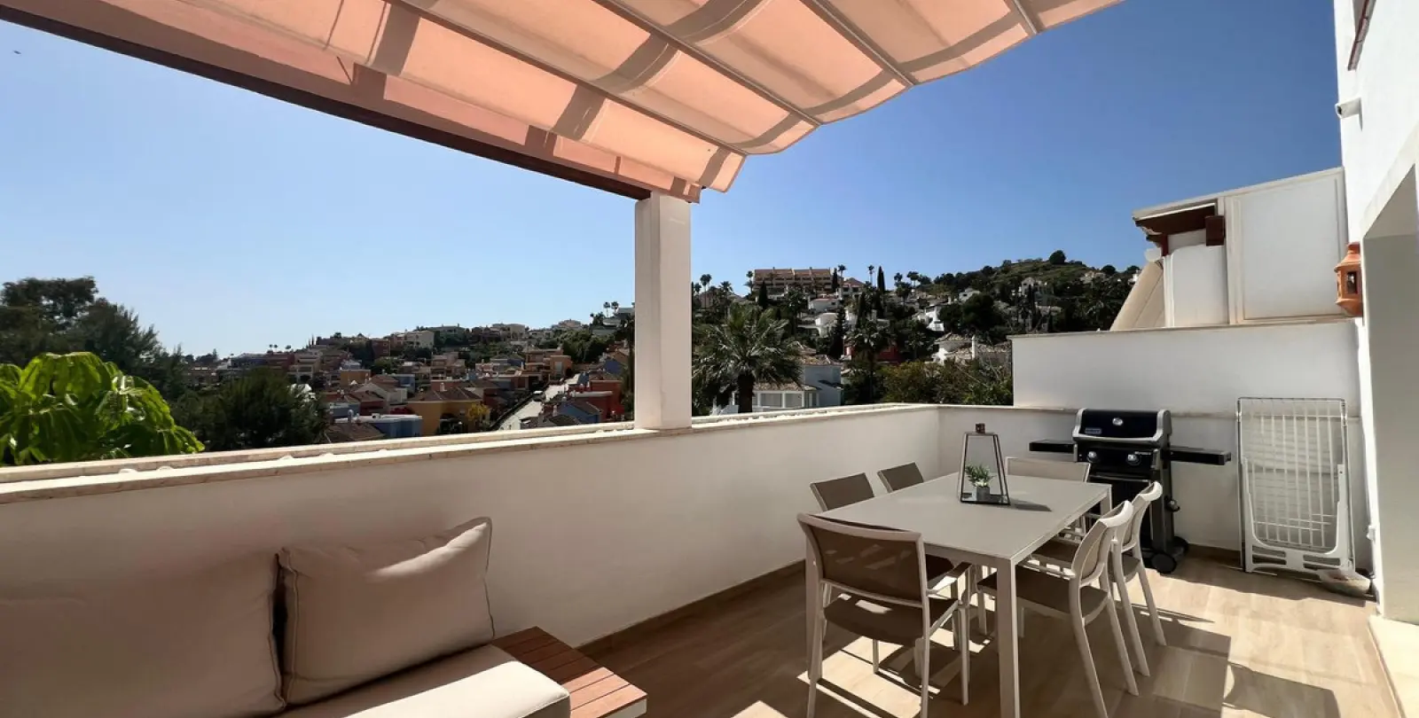 Long-term rent of duplex in Nueva Andalucía 1