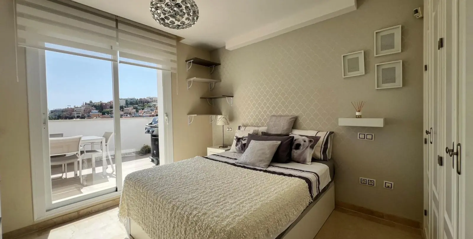 Long-term rent of duplex in Nueva Andalucía 8