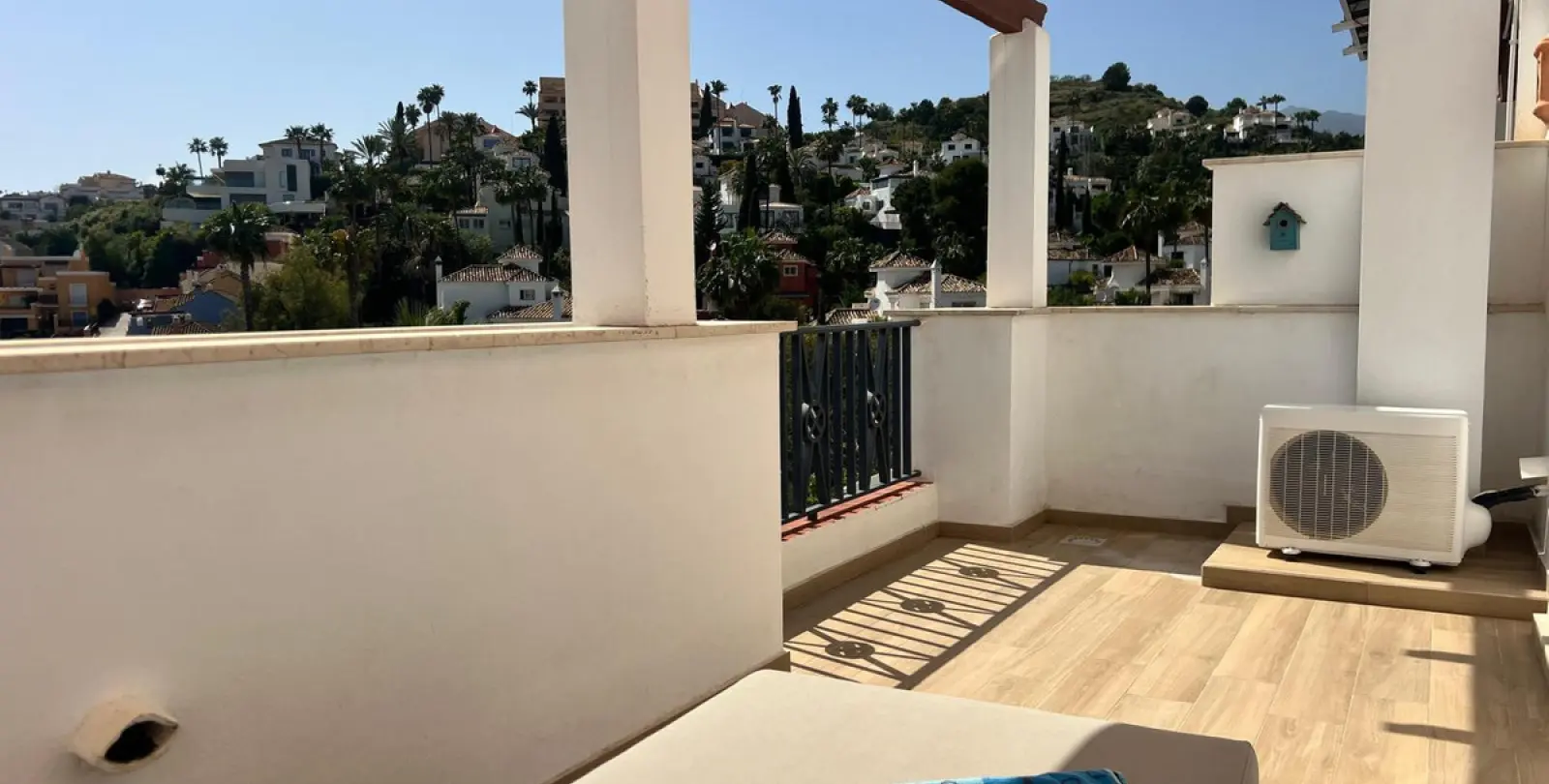 Long-term rent of duplex in Nueva Andalucía 15