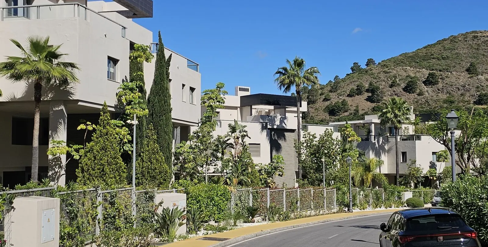 Long-term rent of middle floor apartment in Benahavís 2