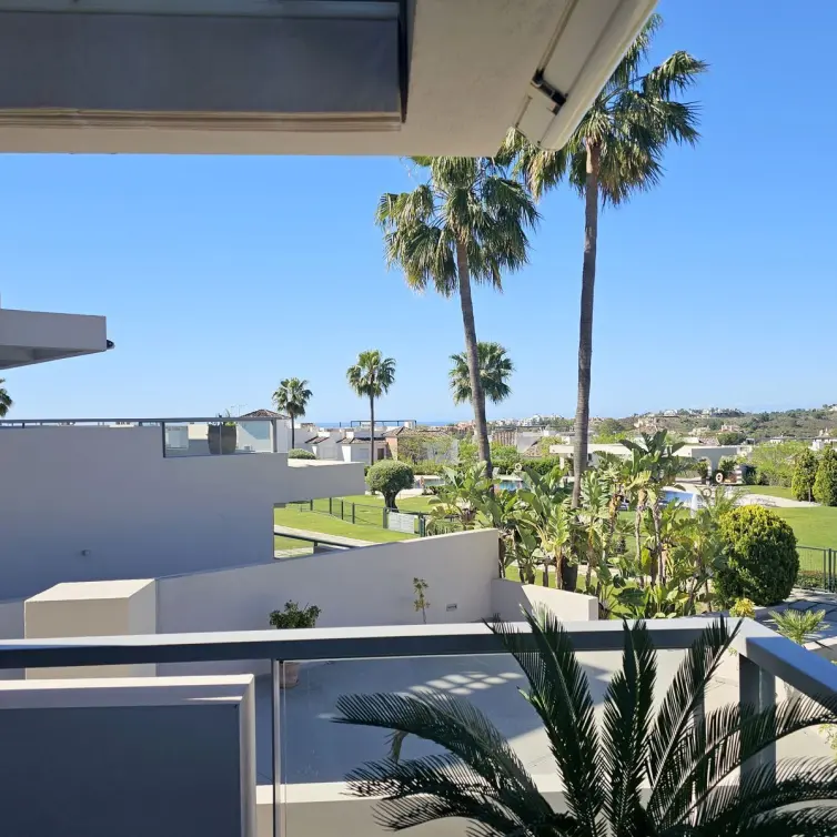Long-term rent of middle floor apartment in Benahavís