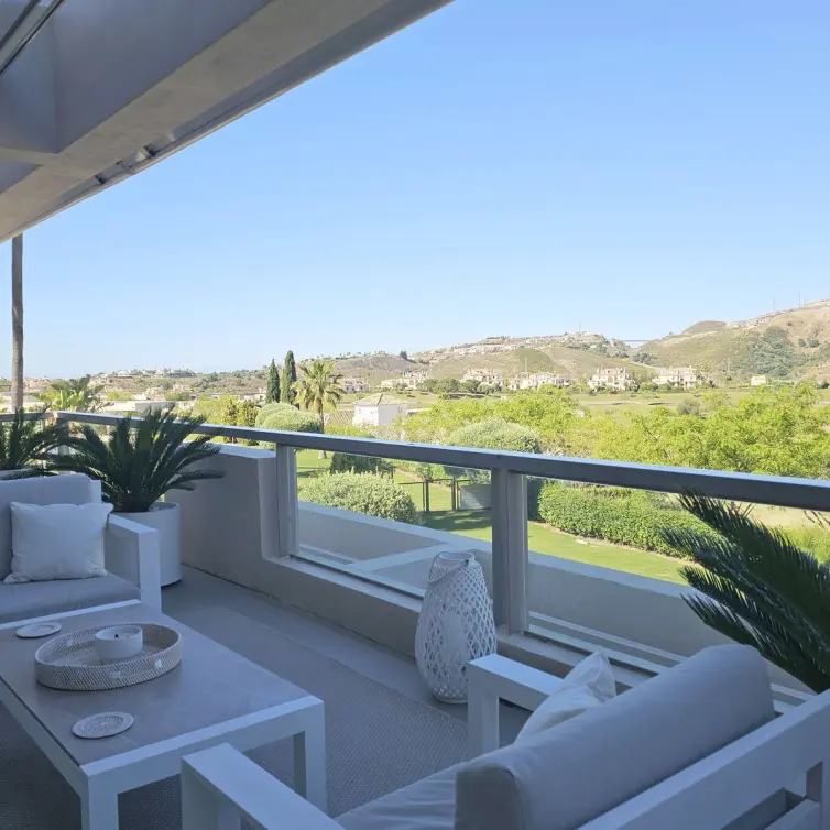 Long-term rent of middle floor apartment in Benahavís