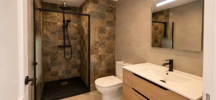 Sale of middle floor apartment in Atalaya 3