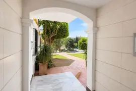 Image 18 thumb
