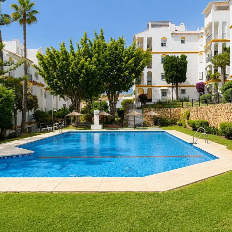 Venta de apartamento en planta media en Atalaya