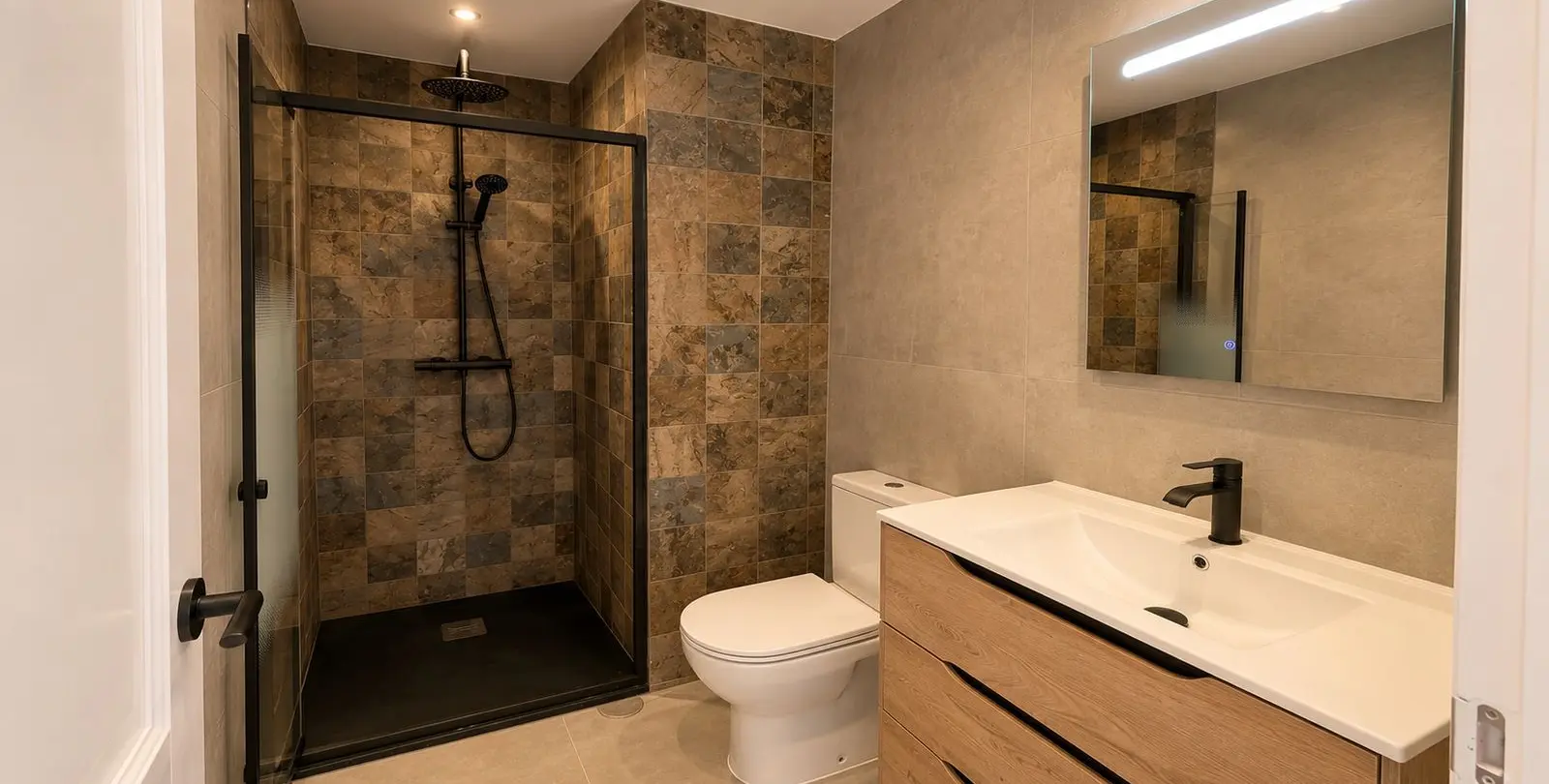 Продажа апартаментов на среднем этаже в Atalaya 4