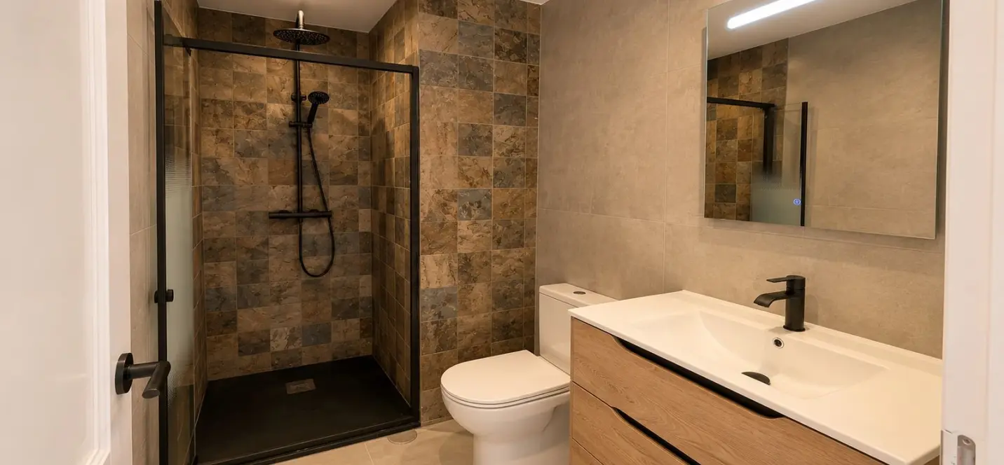 Venta de apartamento en planta media en Atalaya 3