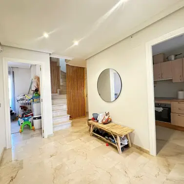 Продажа апартаментов на среднем этаже в Casares Playa