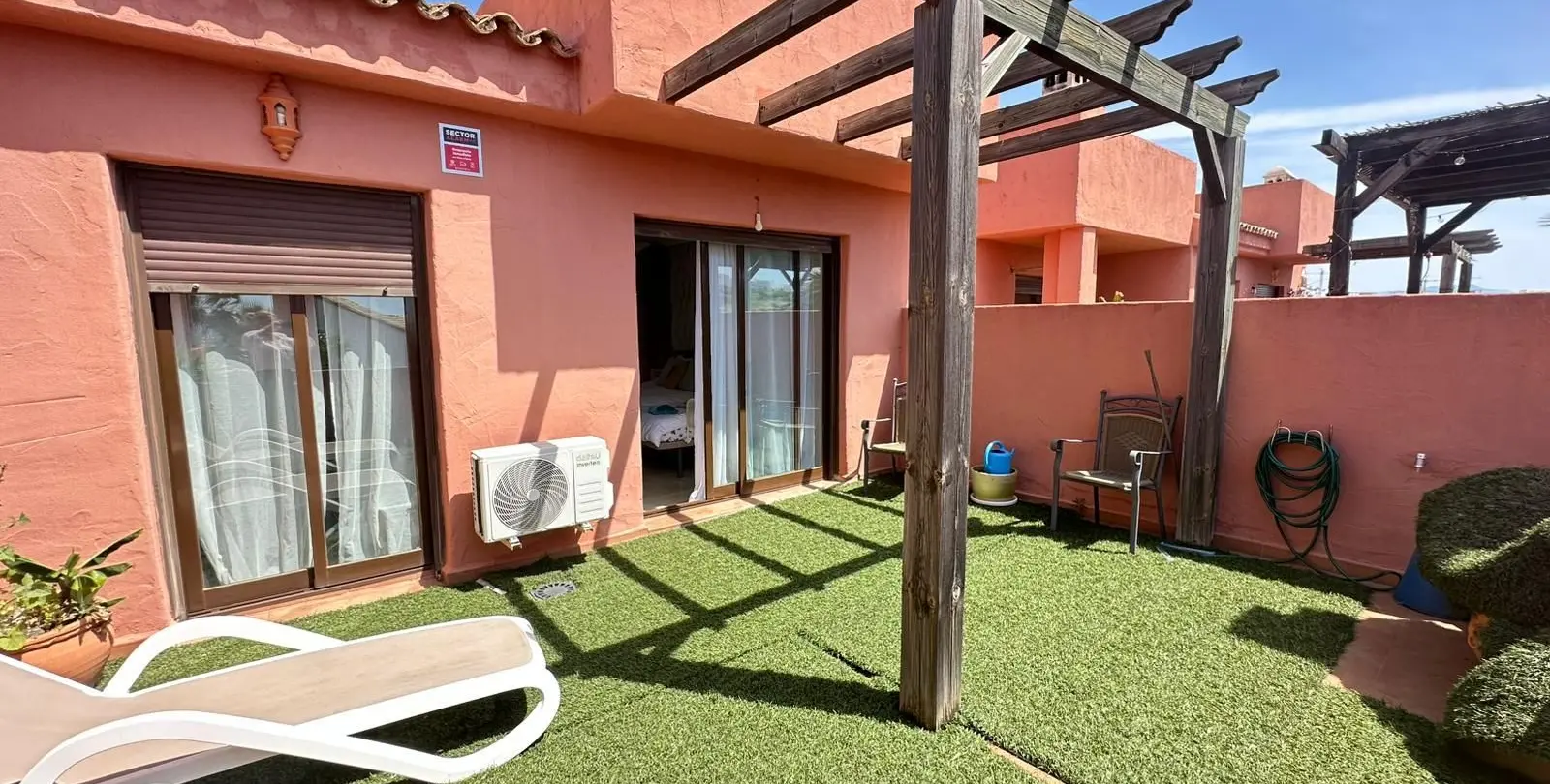 Venta de apartamento en planta media en Casares Playa 4