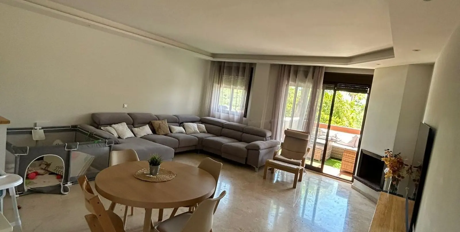 Venta de apartamento en planta media en Casares Playa 8