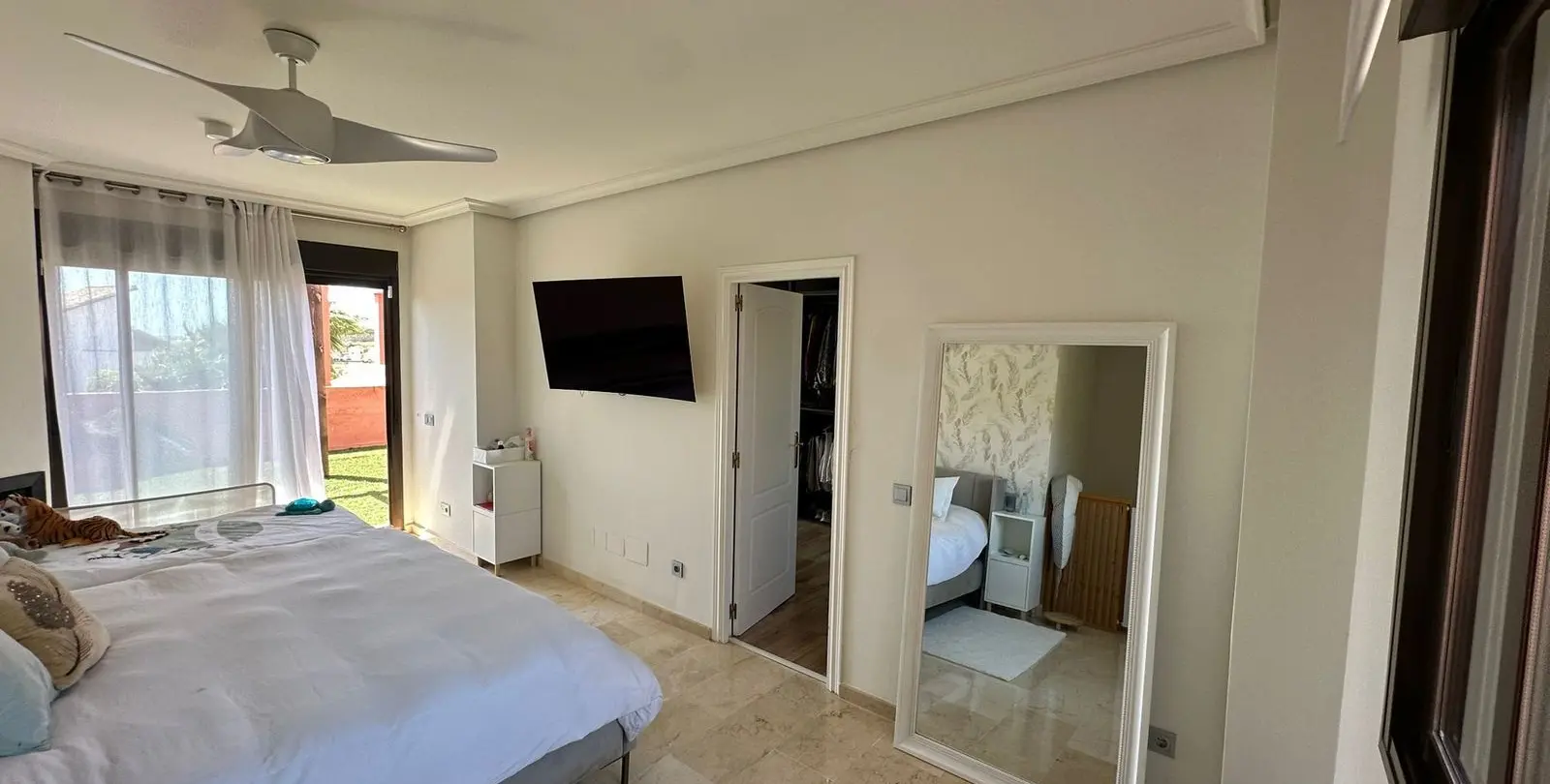 Venta de apartamento en planta media en Casares Playa 10