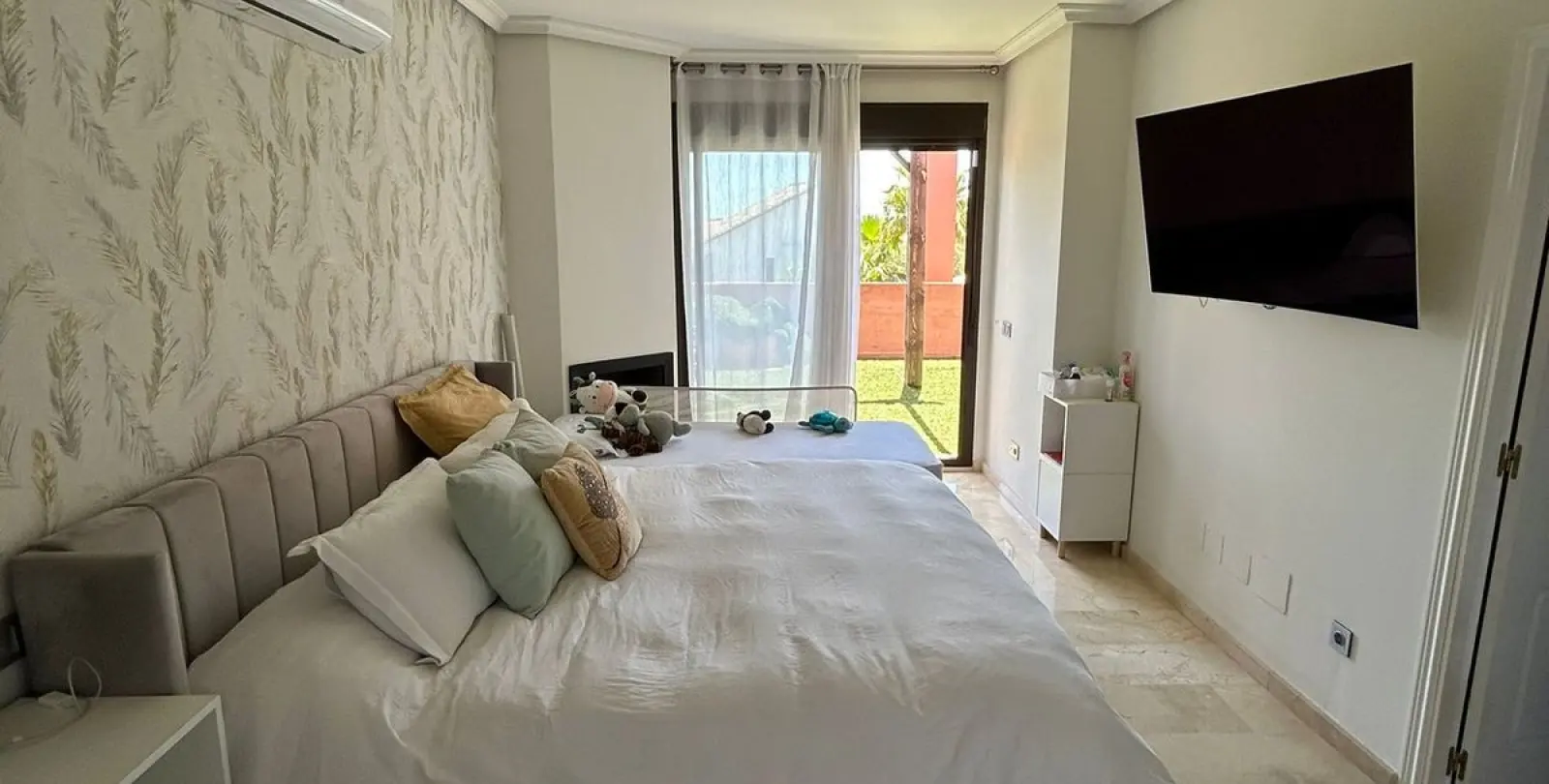 Venta de apartamento en planta media en Casares Playa 20