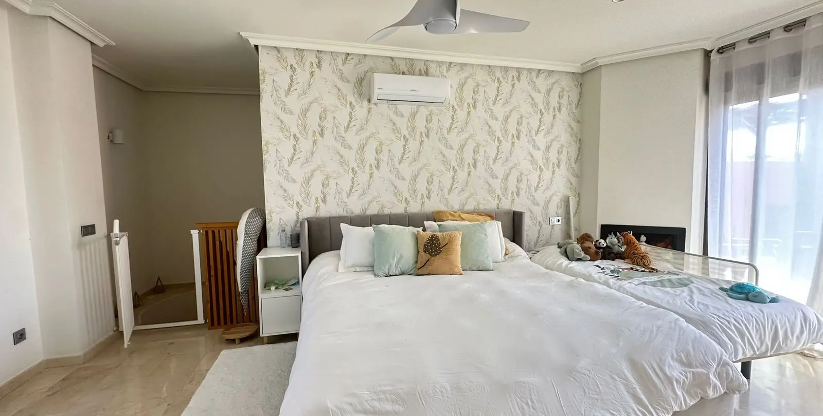 Venta de apartamento en planta media en Casares Playa 23