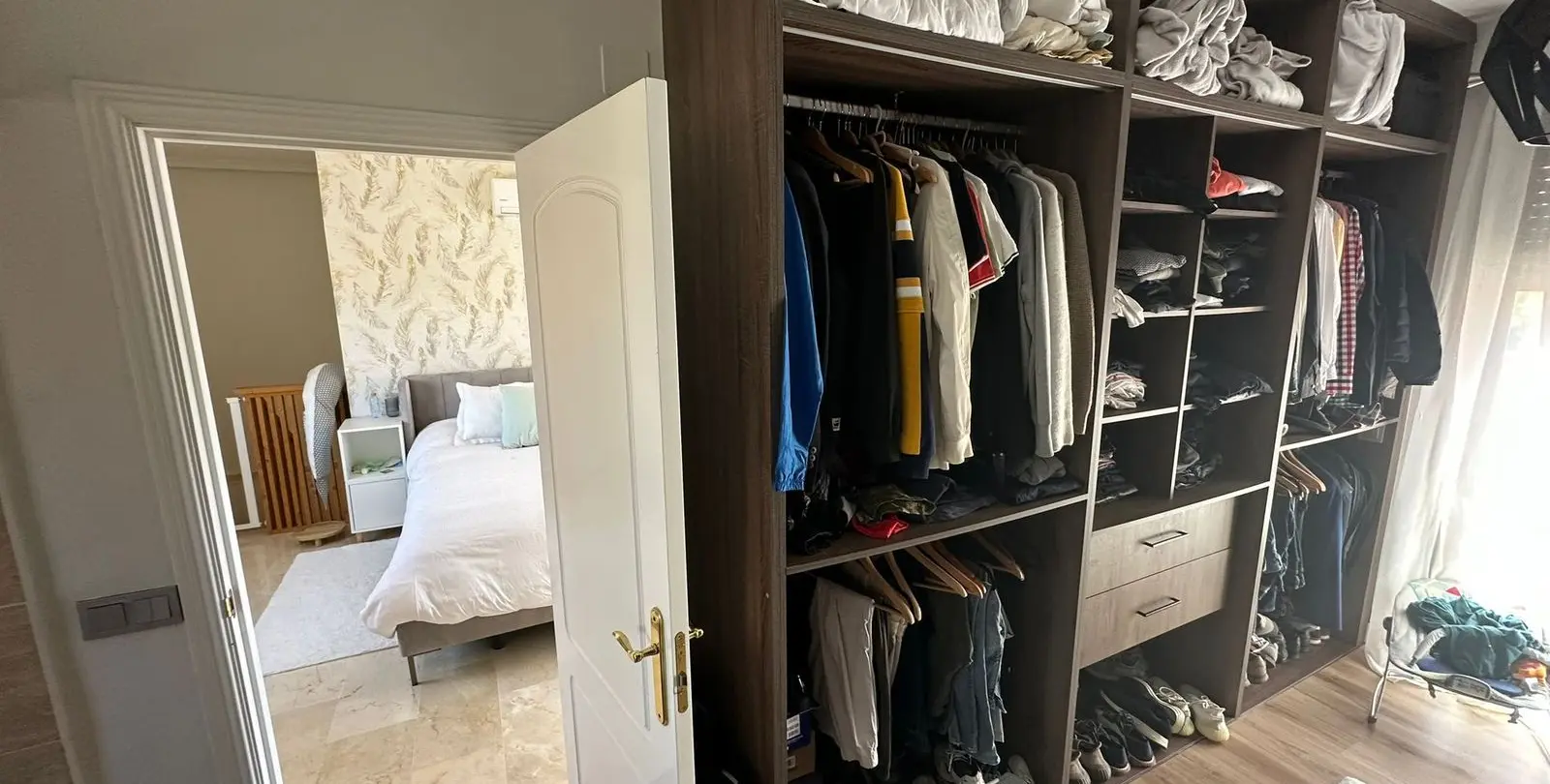 Venta de apartamento en planta media en Casares Playa 28