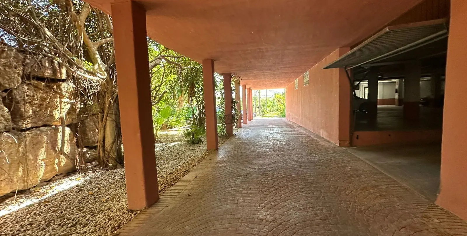 Venta de apartamento en planta media en Casares Playa 56