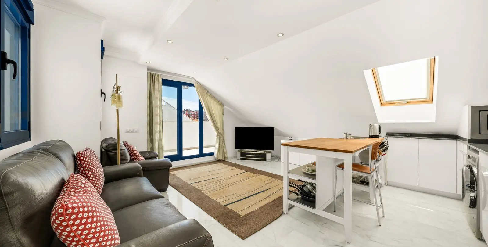 Sale of penthouse in Fuengirola 8