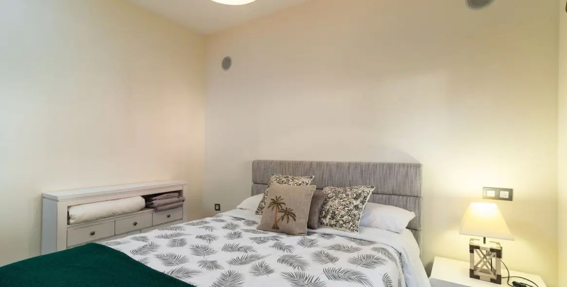 Venta de apartamento en planta baja en El Paraiso 20