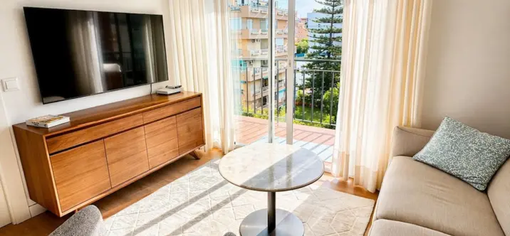 Venta de apartamento en planta media en Marbella 4