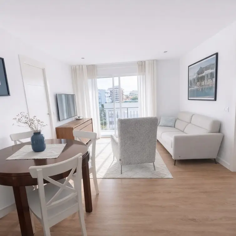 Sale of middle floor apartment in Marbella