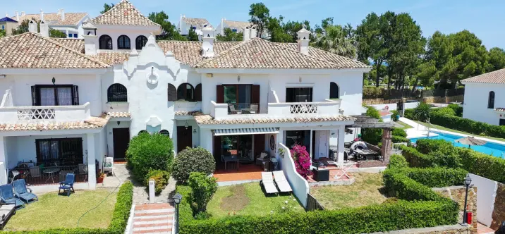 Venta de adosado en La Duquesa 1