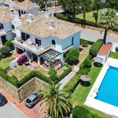 Venta de adosado en La Duquesa