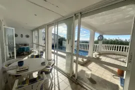 Image 3 thumb