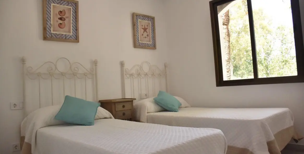 Продажа апартаментов на первом этаже в Elviria 7