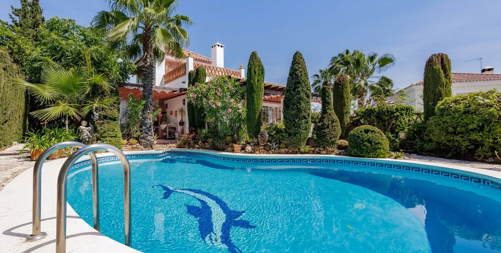 Venta de villa independiente en Coín 1