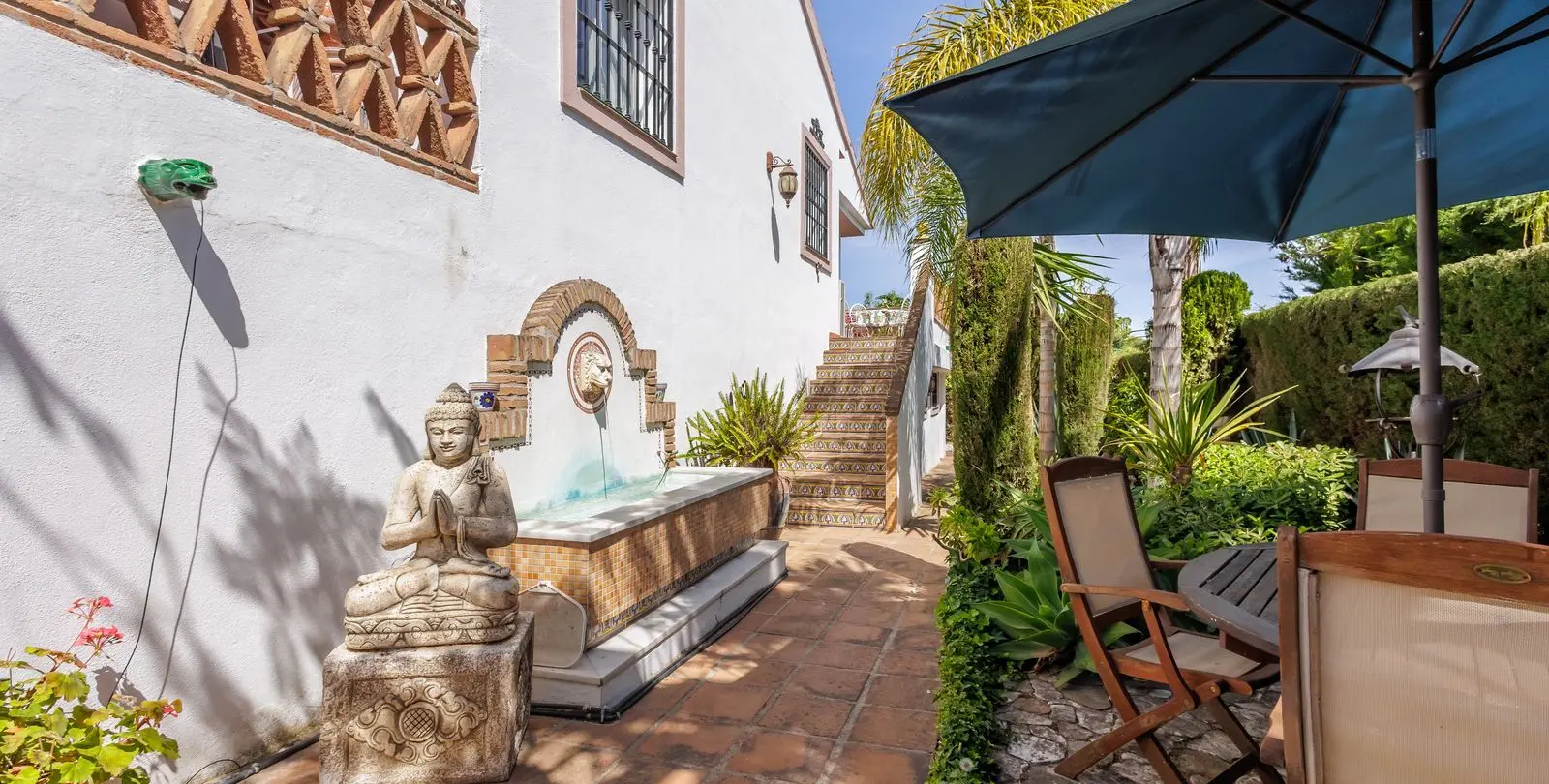 Venta de villa independiente en Coín 2