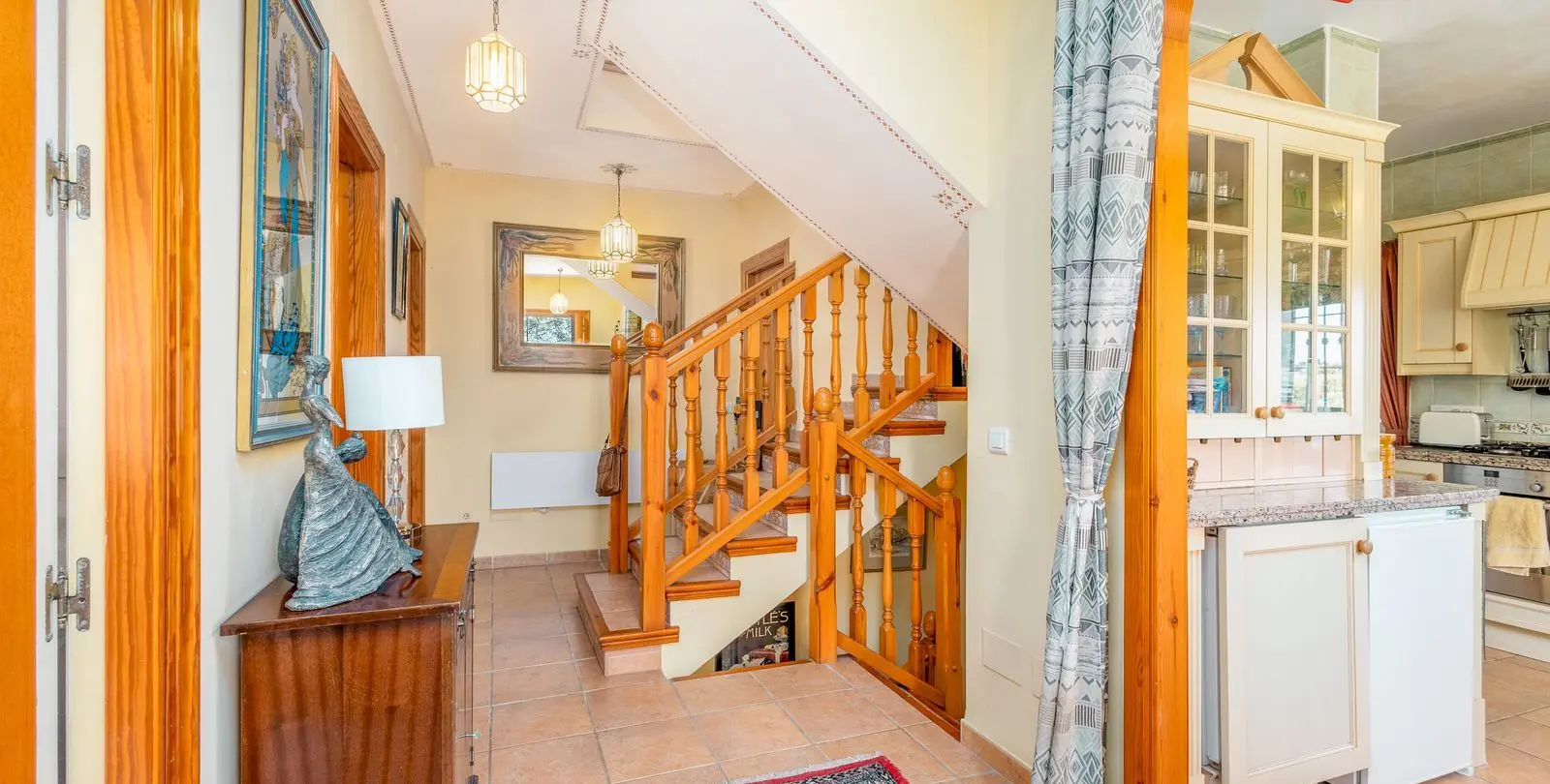 Venta de villa independiente en Coín 4