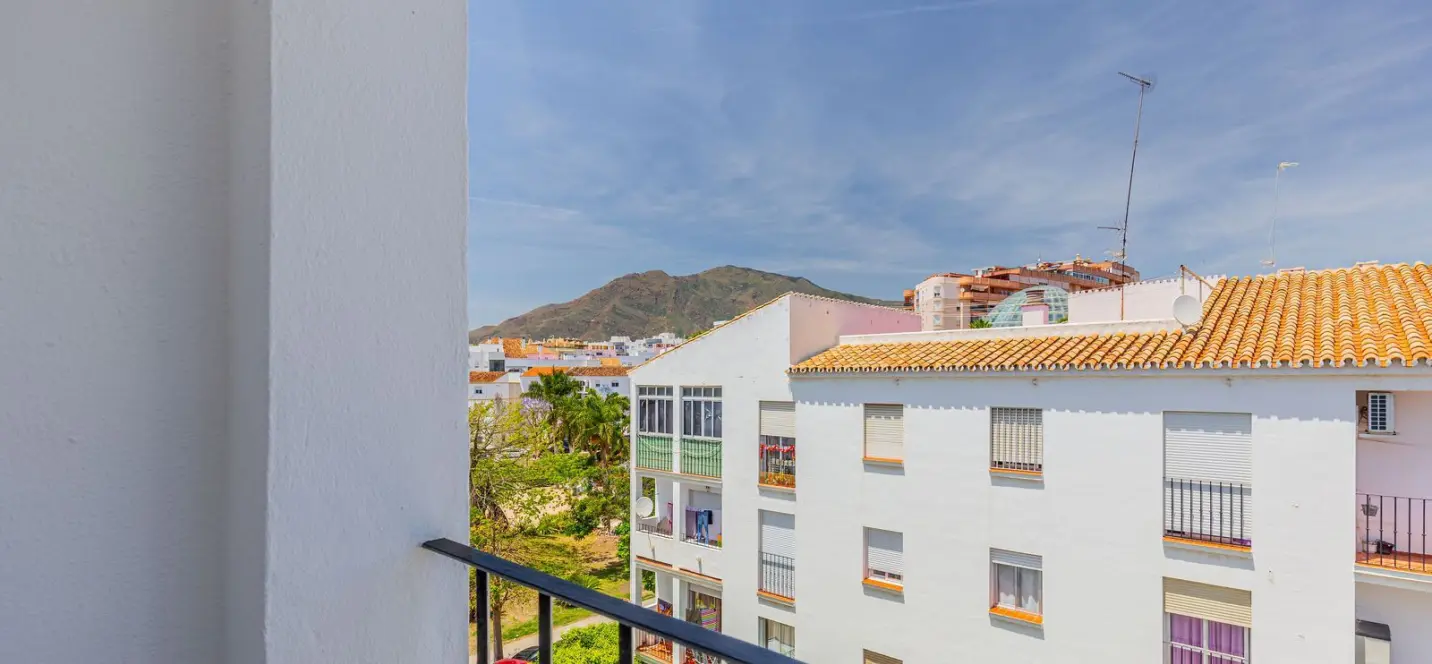 Продажа пентхауса в Estepona 1