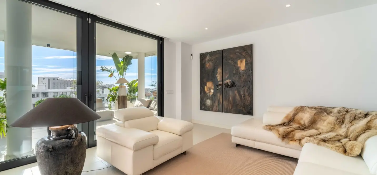 Venta de apartamento en planta baja en Higueron 4