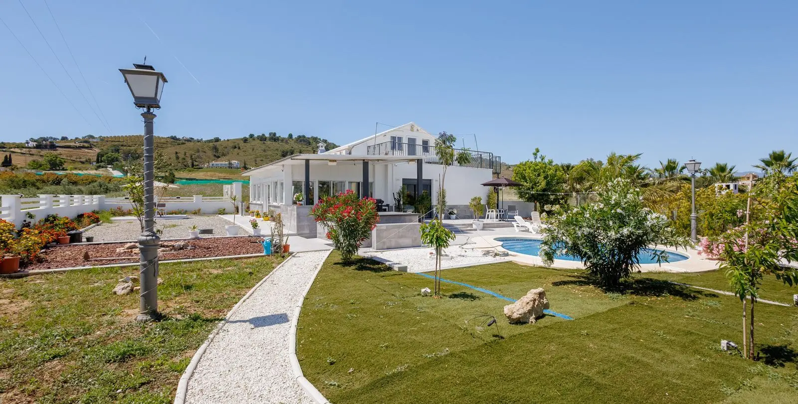 Venta de villa independiente en Coín 25