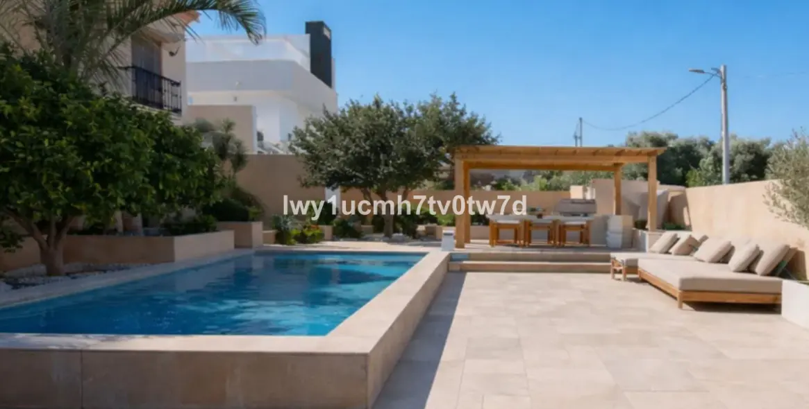 Продажа  отдельно стоящей виллы в Torremolinos 3