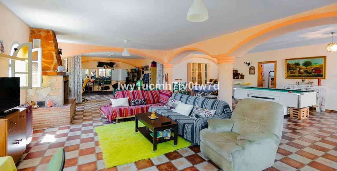 Продажа  отдельно стоящей виллы в Torremolinos 33