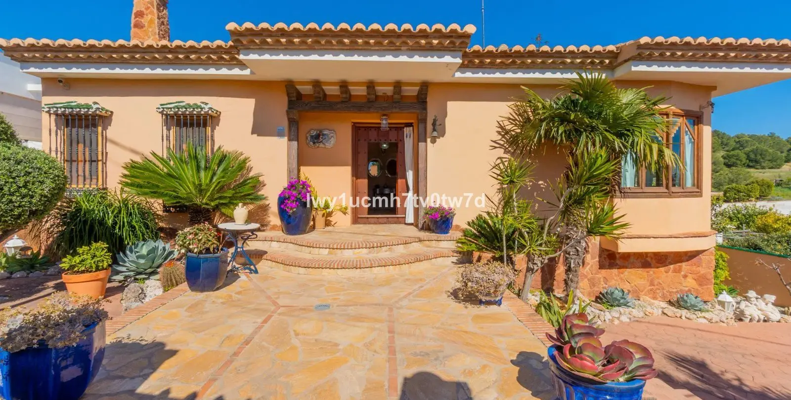 Sale of detached villa in Torremolinos 8