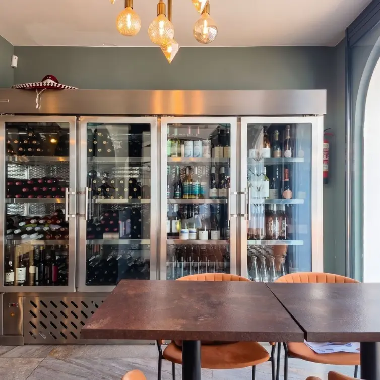 Sale of restaurant in La Duquesa