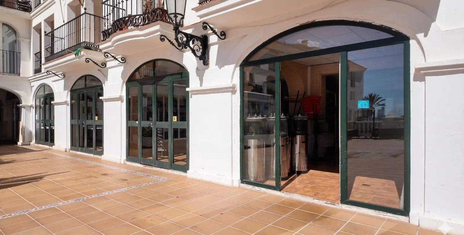 Продажа ресторана в La Duquesa 14