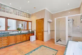 Image 22 thumb