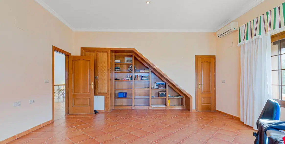 Sale of detached villa in Churriana 29